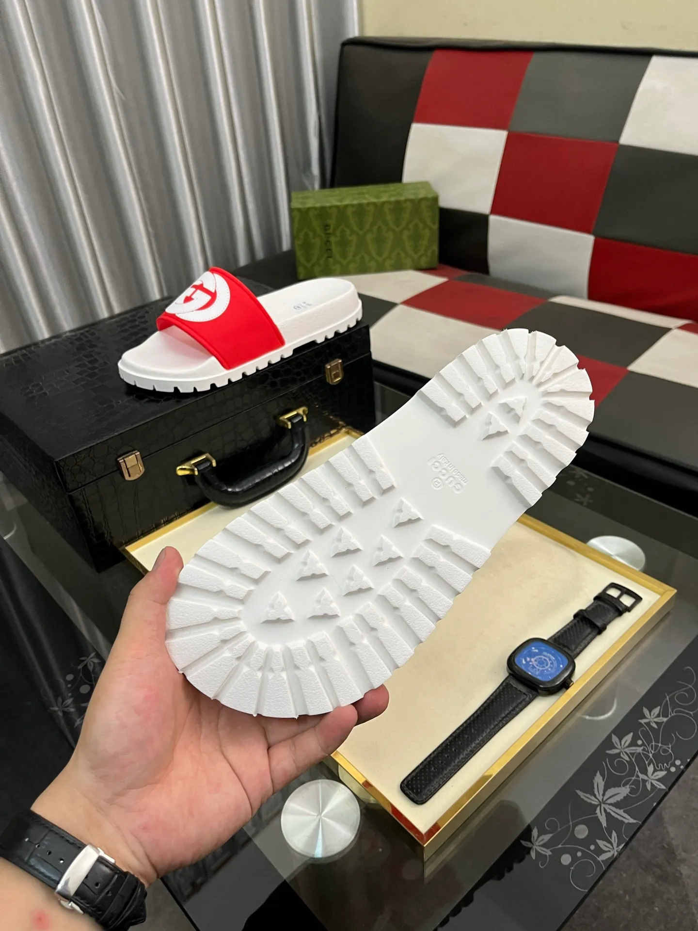 Men's men's shoes💰260⌚️⌚️ＧＵＣＣＩ.Gucci.Official website 1:1 popular slippers hot sale! Original original material 🩴 SIZE: 38-46 (45.46 non-refundable)